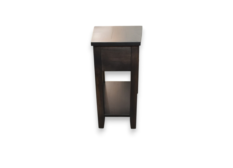 Wedge Table 11" front